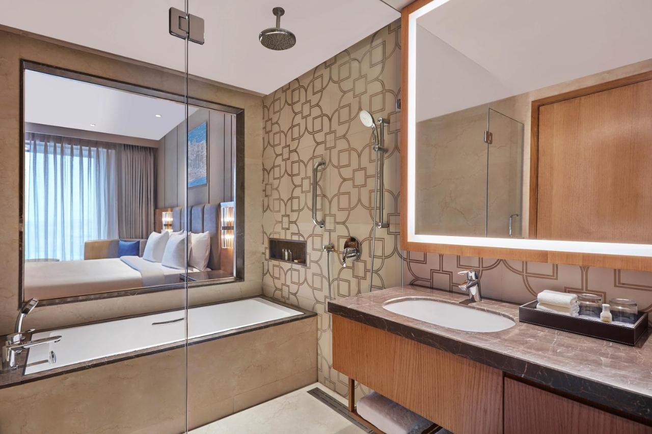 Doubletree By Hilton Varanasi Ngoại thất bức ảnh