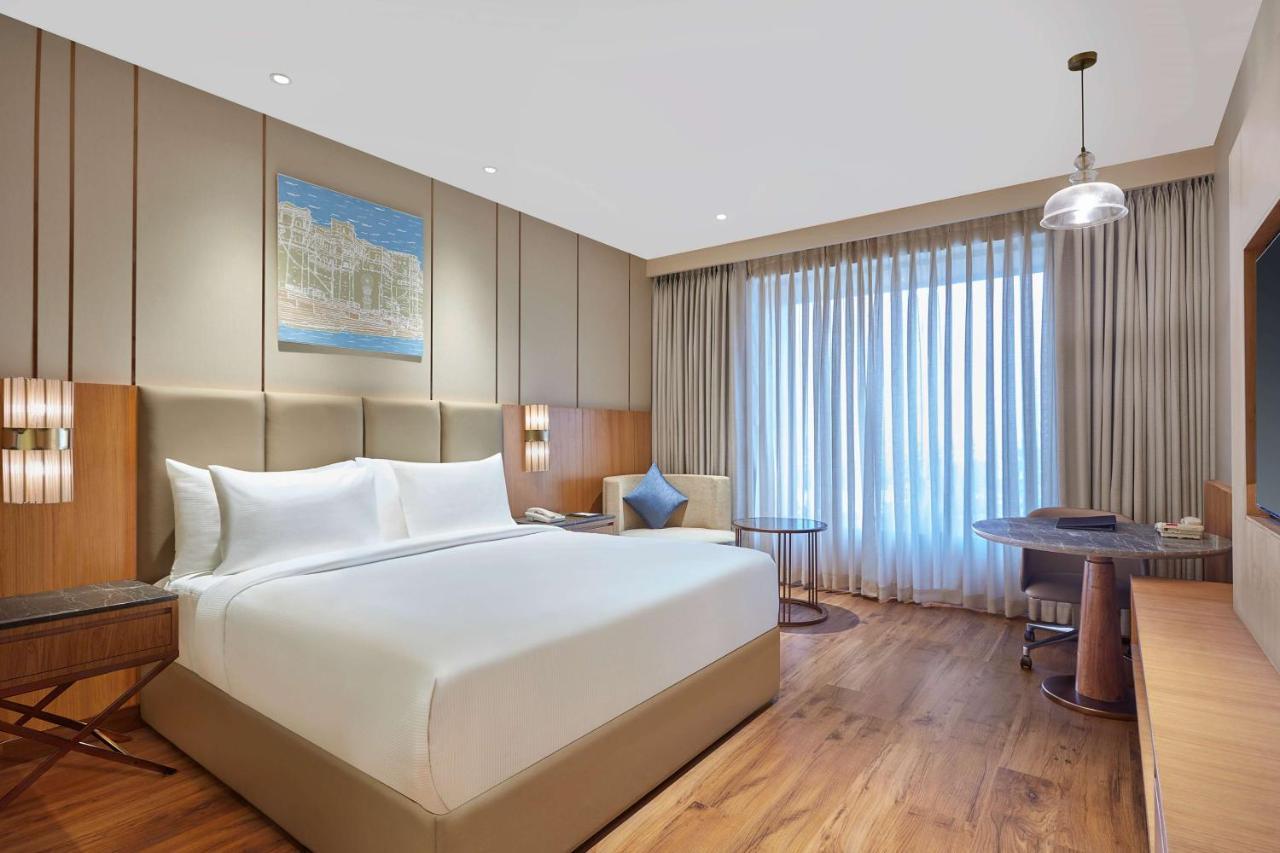 Doubletree By Hilton Varanasi Ngoại thất bức ảnh