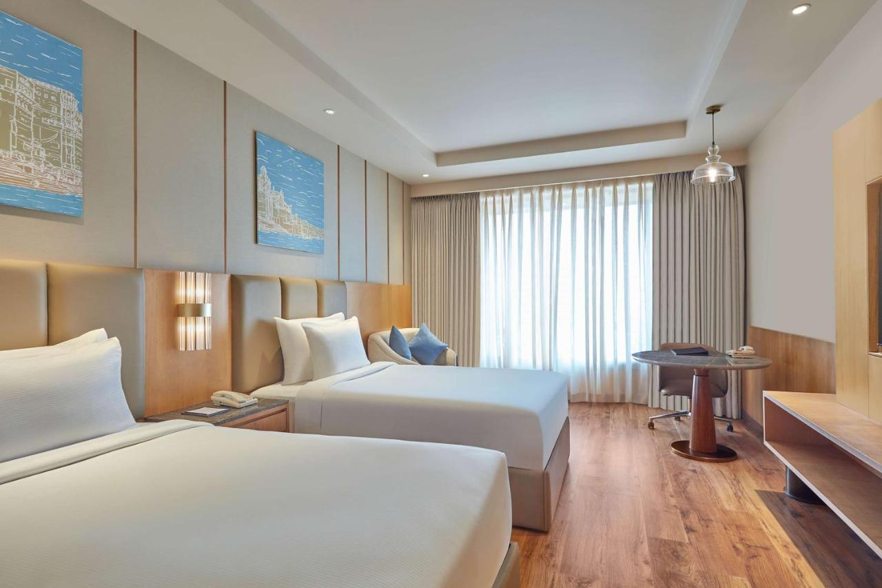 Doubletree By Hilton Varanasi Ngoại thất bức ảnh