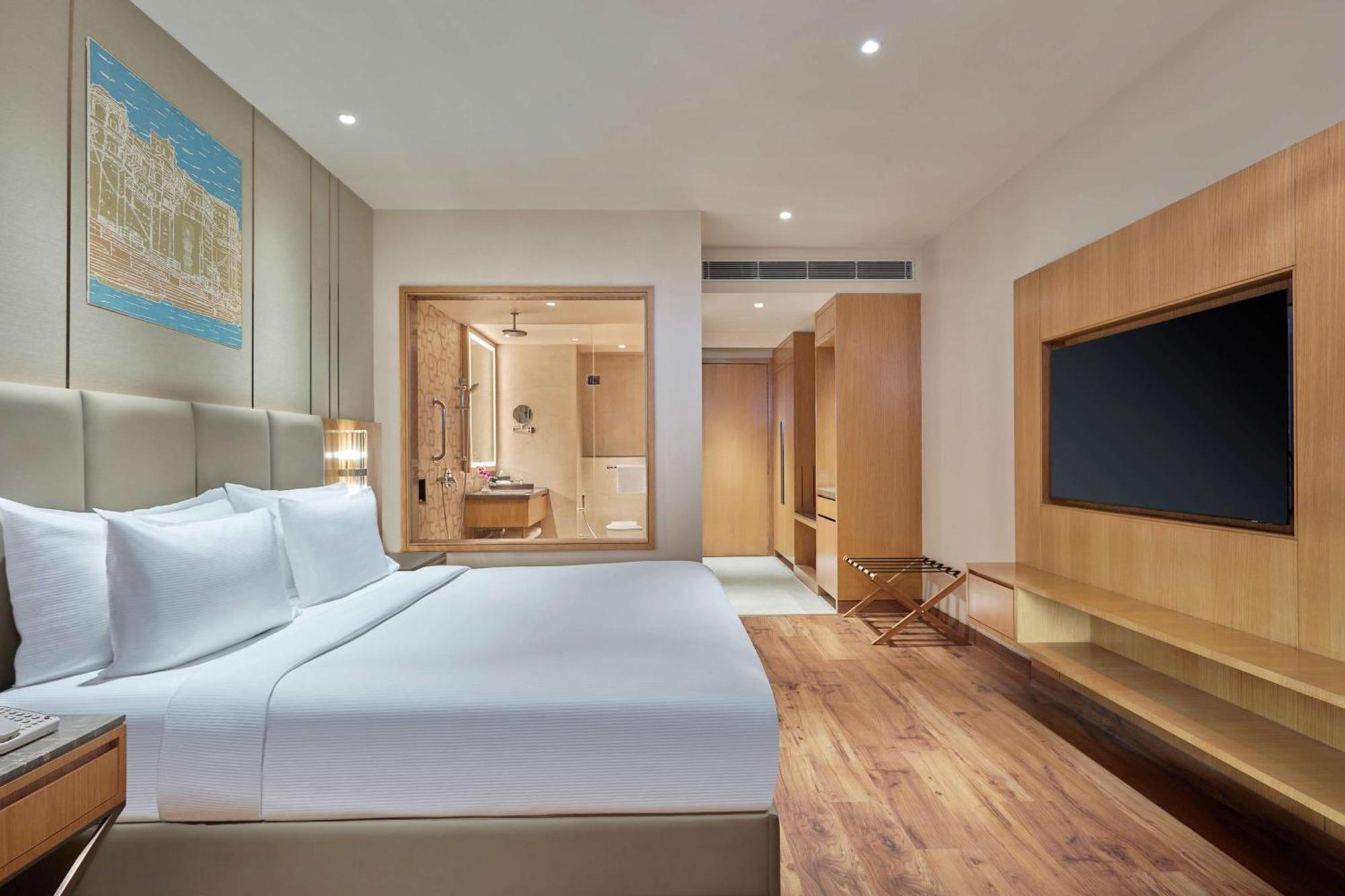 Doubletree By Hilton Varanasi Ngoại thất bức ảnh