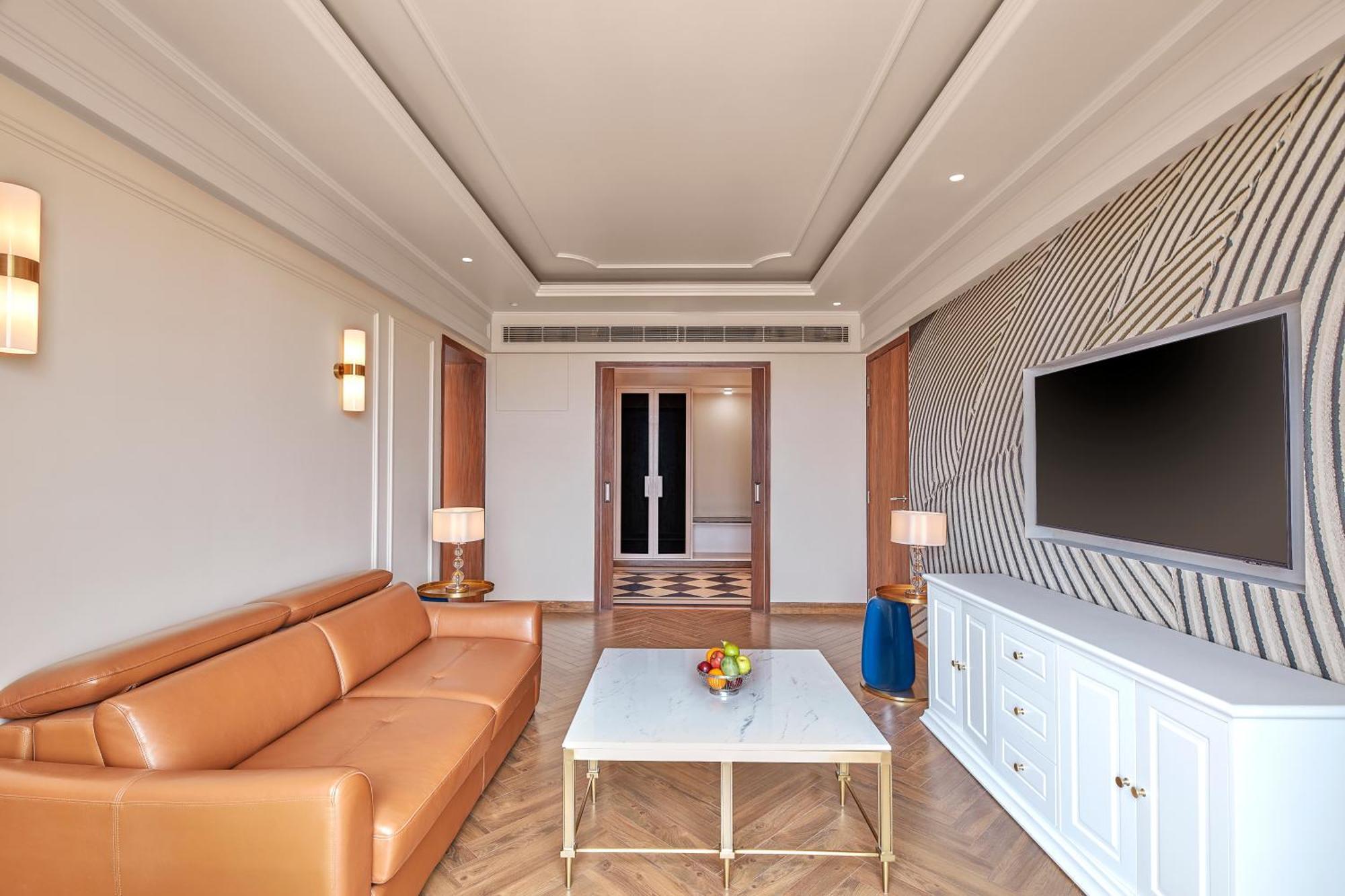 Doubletree By Hilton Varanasi Ngoại thất bức ảnh